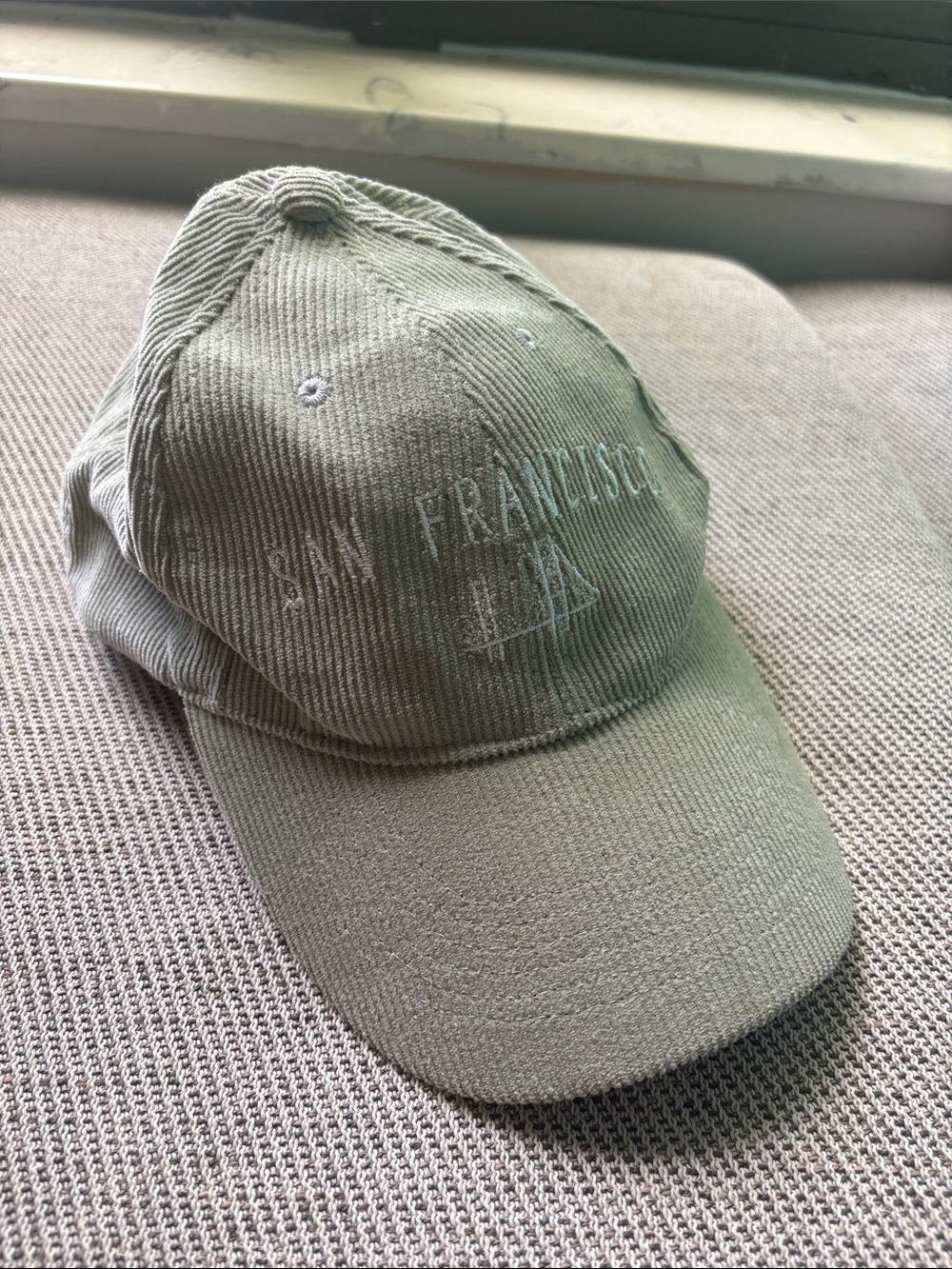 San Francisco Embroidered Corduroy Baseball Cap - Olive Green